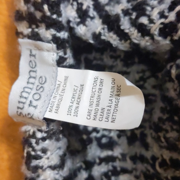 Black and White Summer & Rose cardigan - Picture 2 of 3